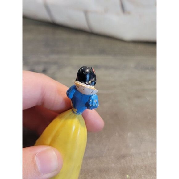 Princess AS IS Snow White Seven Dwarfs Disney Pixar toy figure - Picture 5 of 7